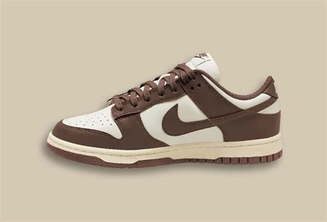 brown sail dunks release date.